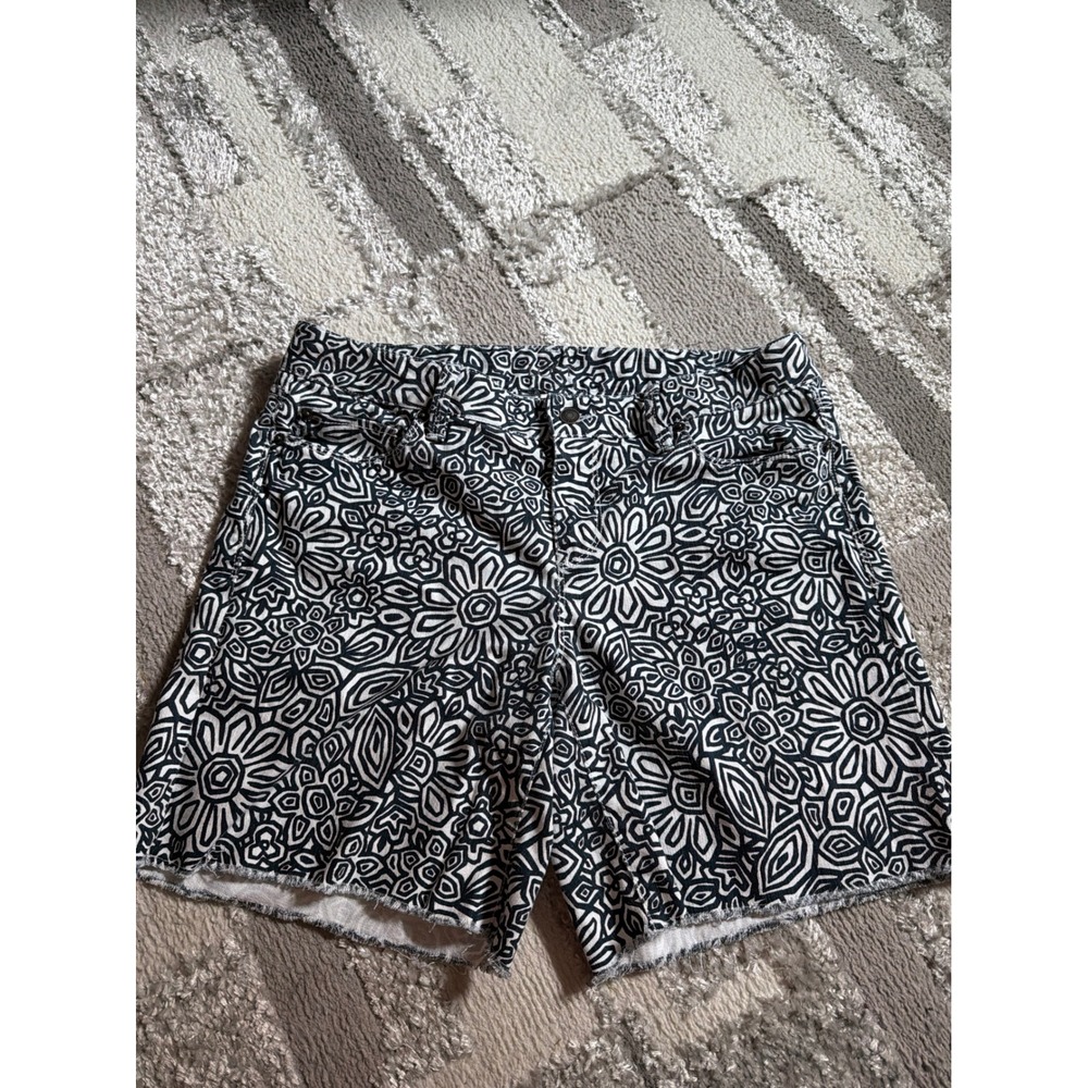 Loft Navy White Geometric Floral Denim Shorts Raw Hem Size 10 5 Inch Inseam